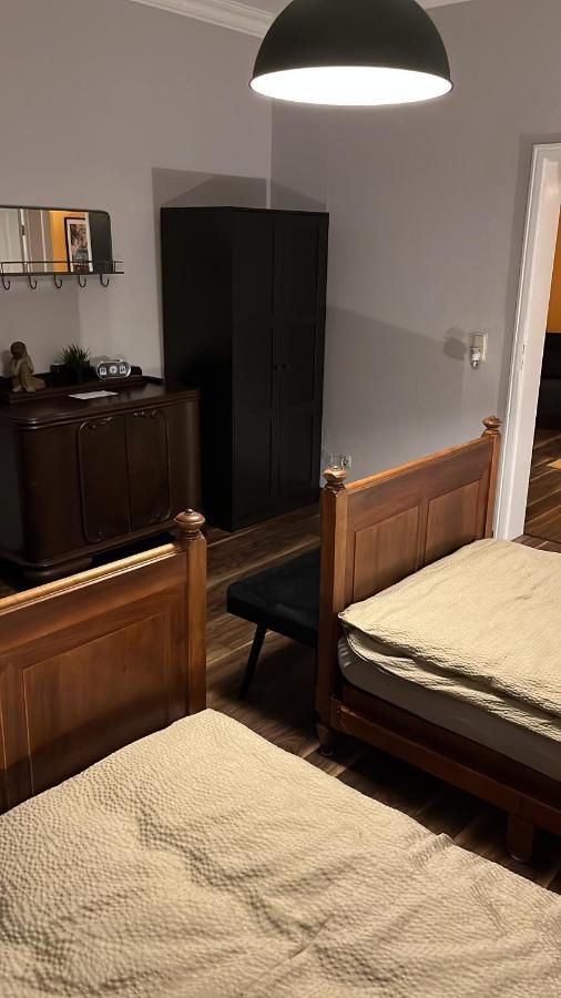 "Ferienwohnung Am Schloss" - Ferienwohnung Mit Blick Auf Das Barbyer Schloss, 5 Gehminuten Bis Zur Elbe エクステリア 写真
