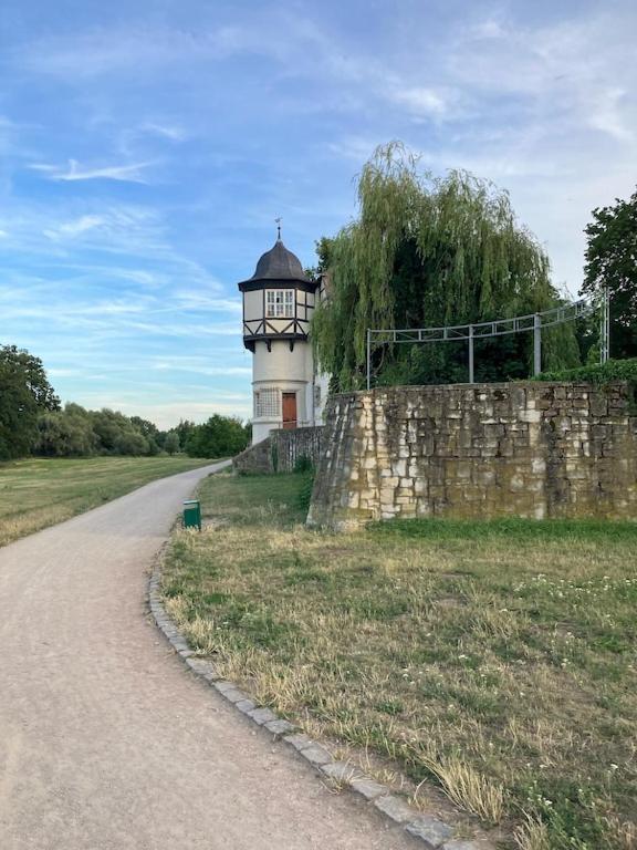 "Ferienwohnung Am Schloss" - Ferienwohnung Mit Blick Auf Das Barbyer Schloss, 5 Gehminuten Bis Zur Elbe エクステリア 写真